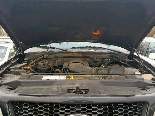 1FTRF18W02NA71967 - 2002 FORD F150 BLACK photo 7