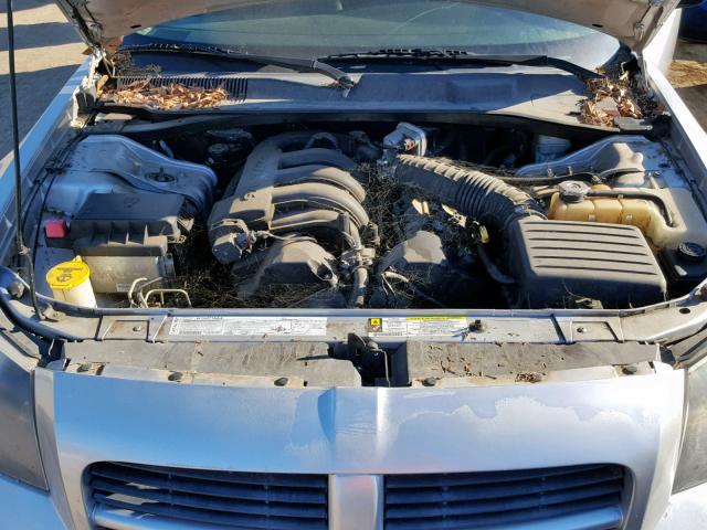 2D4FV47T47H728304 - 2007 DODGE MAGNUM SE SILVER photo 7