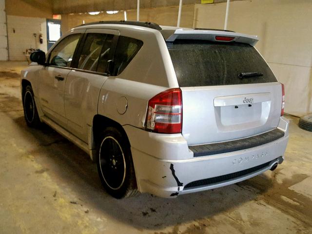 1J8FT47W97D390126 - 2007 JEEP COMPASS SILVER photo 3