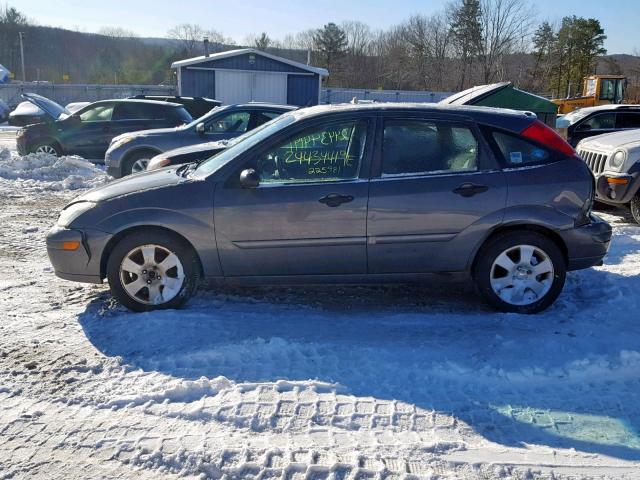 3FAFP37382R116160 - 2002 FORD FOCUS ZX5 GRAY photo 9