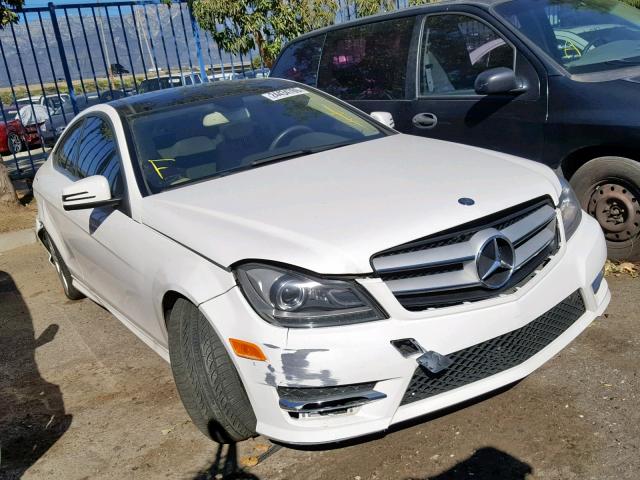 WDDGJ4HB4DF986666 - 2013 MERCEDES-BENZ C 250 WHITE photo 1