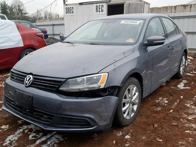 3VWBZ7AJ0BM317630 - 2011 VOLKSWAGEN JETTA SE GRAY photo 2