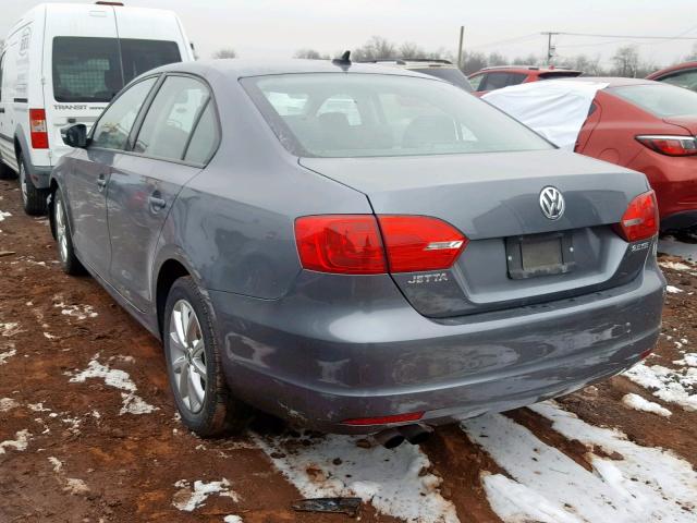 3VWBZ7AJ0BM317630 - 2011 VOLKSWAGEN JETTA SE GRAY photo 3