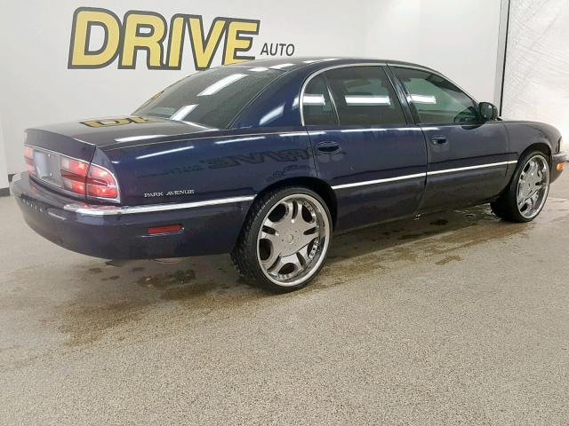 1G4CW52K9W4625114 - 1998 BUICK PARK AVENU BLUE photo 4