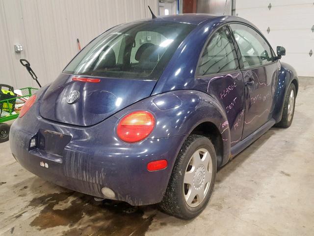 3VWCA21CXYM500204 - 2000 VOLKSWAGEN NEW BEETLE 蓝色 照片 4