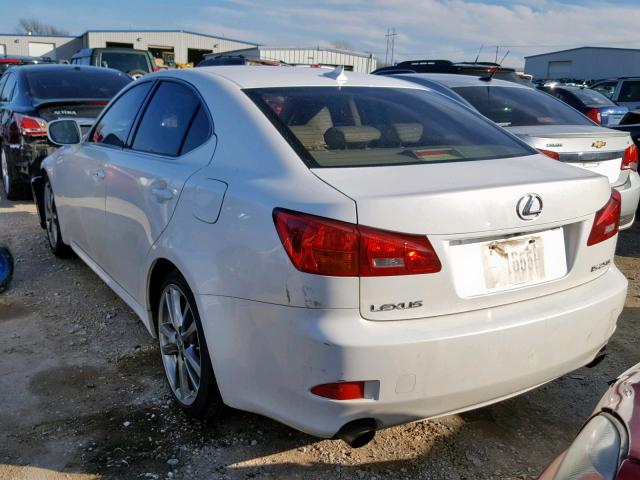 JTHBK262182069379 - 2008 LEXUS IS 250 WHITE photo 3