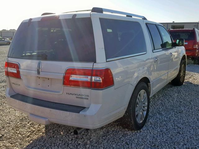 5LMJJ3J54BEJ08648 - 2011 LINCOLN NAVIGATOR WHITE photo 4