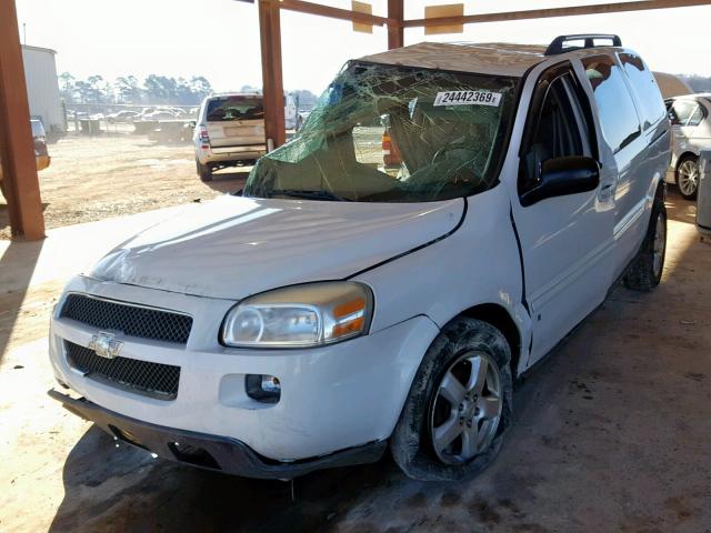 1GNDV33138D127670 - 2008 CHEVROLET UPLANDER L WHITE photo 2