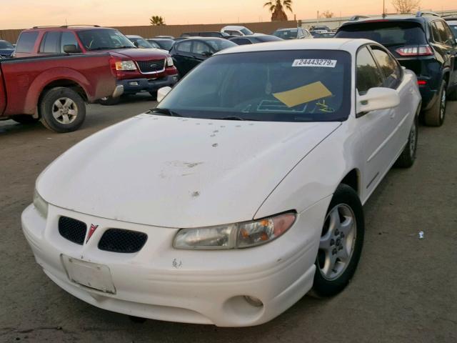 1G2WK52J72F139926 - 2002 PONTIAC GRAND PRIX WHITE photo 2