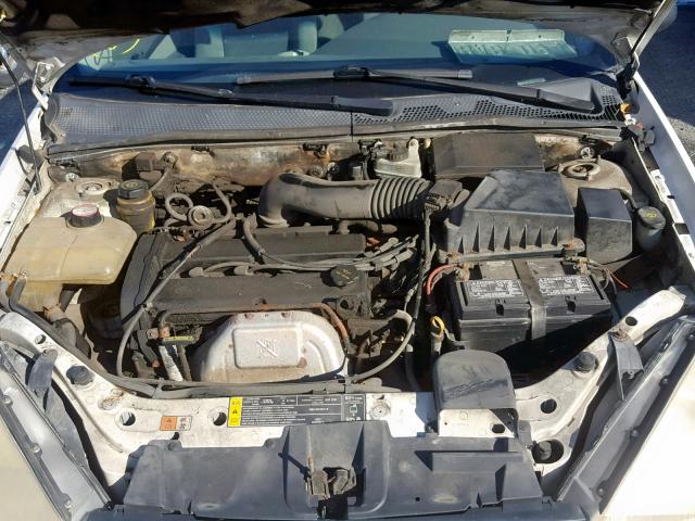 3FAFP31321R124164 - 2001 FORD FOCUS ZX3 WHITE photo 7