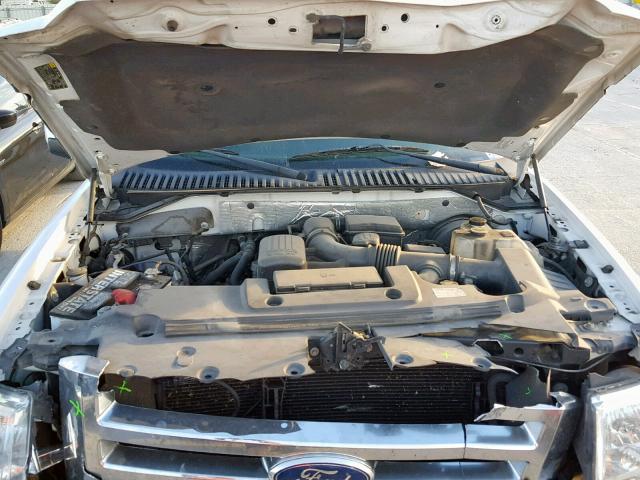 1FMJU1H56CEF05655 - 2012 FORD EXPEDITION WHITE photo 7