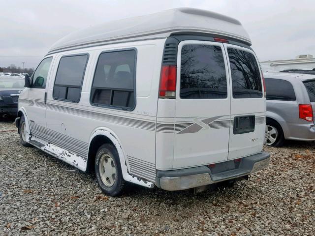 1GDFG15R0V1049084 - 1997 GMC SAVANA RV WHITE photo 3