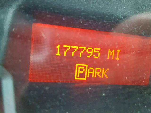 2G2WP522151327198 - 2005 PONTIAC GRAND PRIX BLACK photo 8