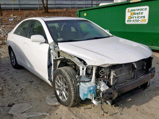 4T1BB3EK1BU135395 - 2011 TOYOTA CAMRY HYBR WHITE photo 1