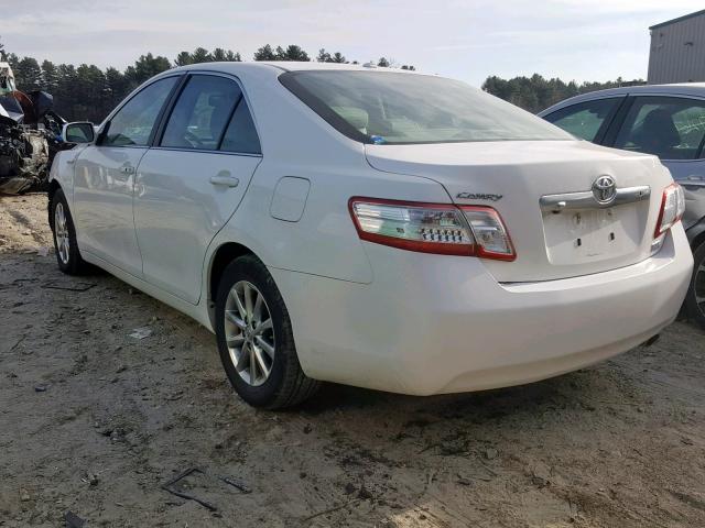 4T1BB3EK1BU135395 - 2011 TOYOTA CAMRY HYBR WHITE photo 3