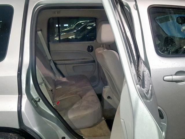 3GNBAADB1AS629260 - 2010 CHEVROLET HHR LS Արծաթագույն լուսանկար 6