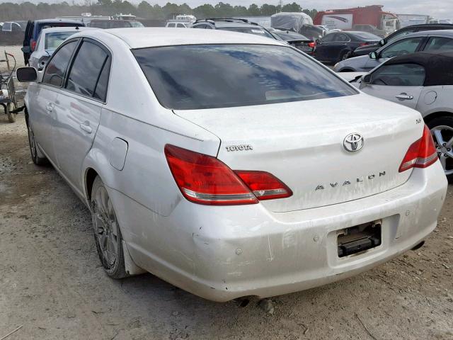 4T1BK36B46U162000 - 2006 TOYOTA AVALON WHITE photo 3