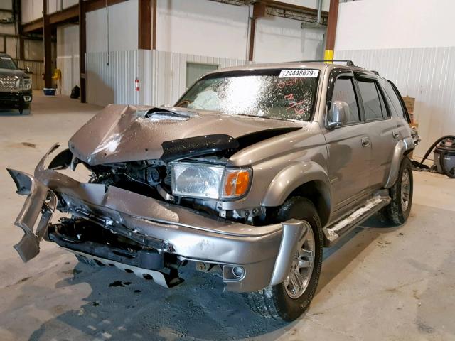 JT3GN86R220250688 - 2002 TOYOTA 4RUNNER SR SILVER photo 2