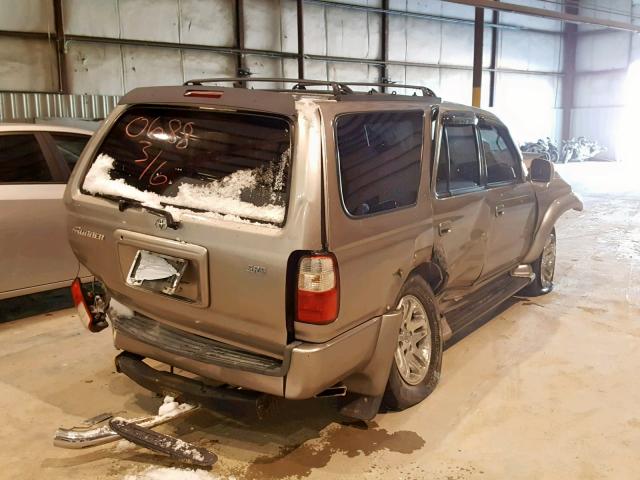 JT3GN86R220250688 - 2002 TOYOTA 4RUNNER SR SILVER photo 4