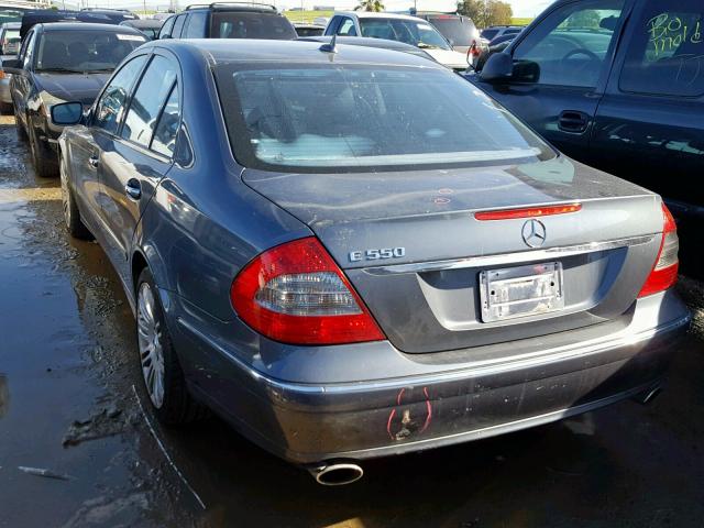 WDBUF72X77B069378 - 2007 MERCEDES-BENZ E 550 GRAY photo 3