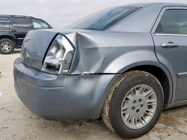 2C3KA43R47H743553 - 2007 CHRYSLER 300 GRAY photo 10