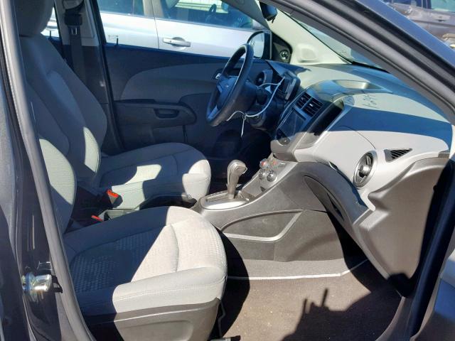 1G1JA5SH7E4232573 - 2014 CHEVROLET SONIC LS 灰色 照片 5