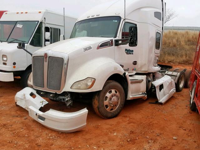 1XKYDP9X1GJ498444 - 2016 KENWORTH CONSTRUCTI WHITE photo 2