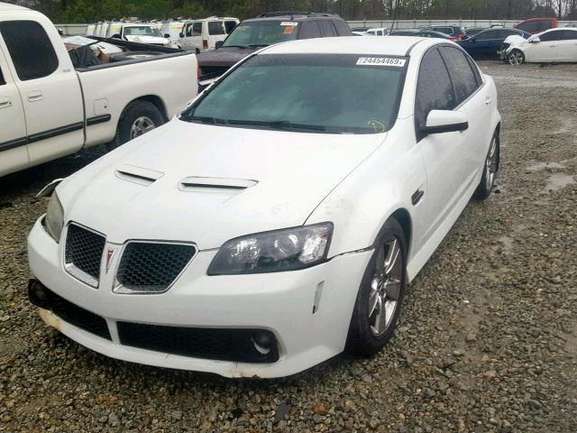 6G2EC57Y58L988805 - 2008 PONTIAC G8 GT WHITE photo 2