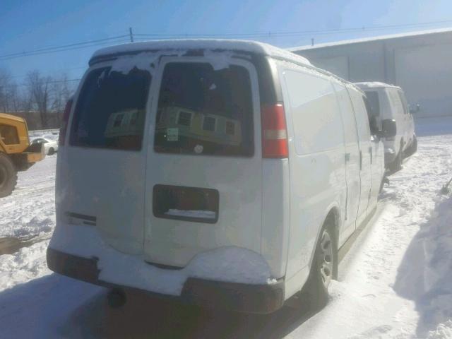 1GCSGAFX9C1106704 - 2012 CHEVROLET EXPRESS G1 WHITE photo 4