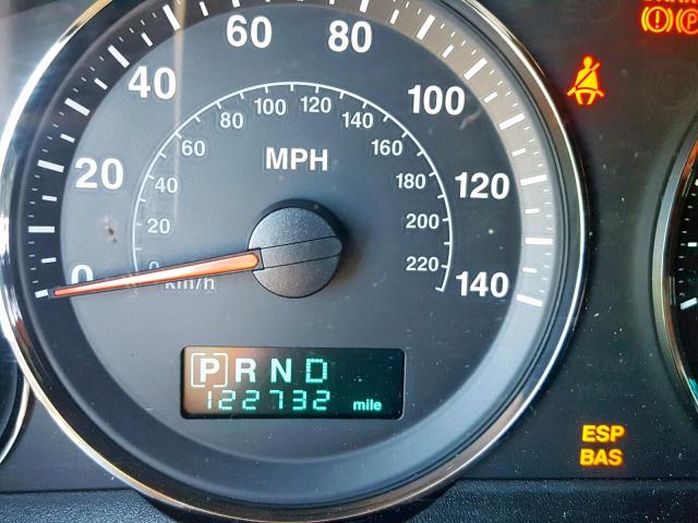 1J8HG48K56C233268 - 2006 JEEP COMMANDER SILVER photo 8