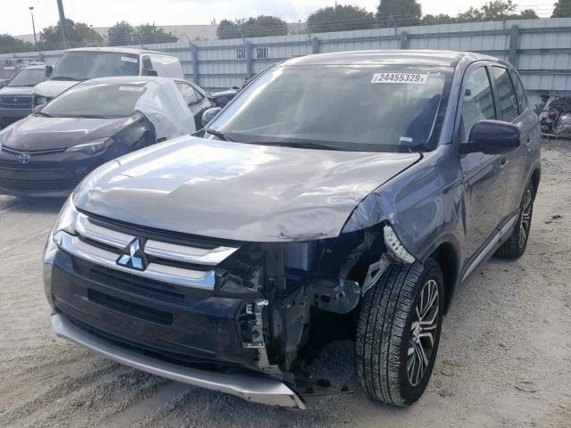 JA4AD2A32JZ055182 - 2018 MITSUBISHI OUTLANDER GRAY photo 2