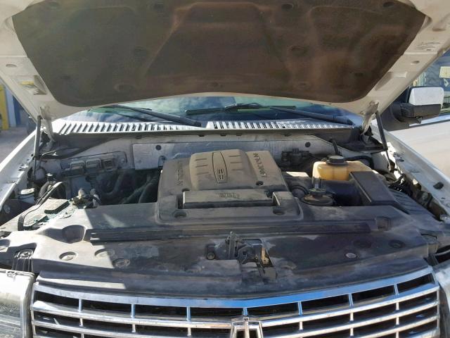 5LMFU28538LJ08013 - 2008 LINCOLN NAVIGATOR WHITE photo 7
