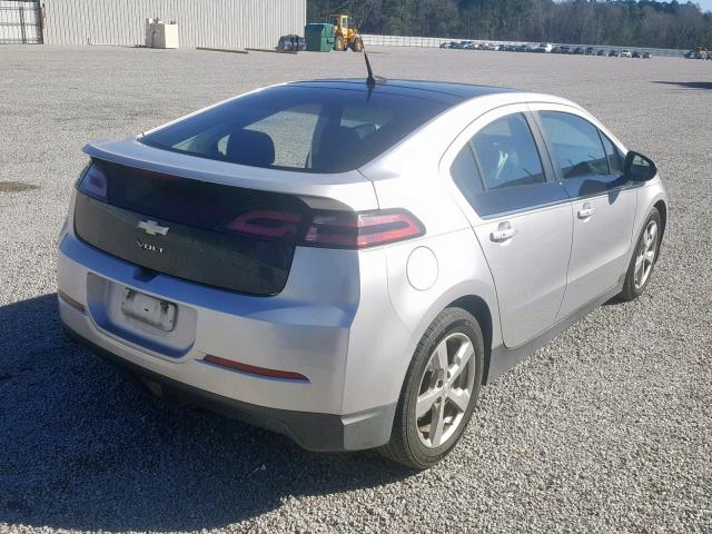 1G1RA6E43CU121517 - 2012 CHEVROLET VOLT SILVER photo 4