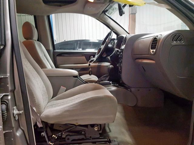 1GKDT13S652318622 - 2005 GMC ENVOY GRAY photo 5