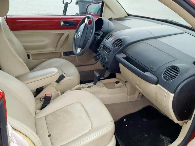 3VWPF31Y76M313391 - 2006 VOLKSWAGEN NEW BEETLE Rot Foto 5