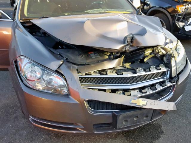 1G1ZC5E02CF311492 - 2012 CHEVROLET MALIBU 1LT ნაცრისფერი ფოტო 9