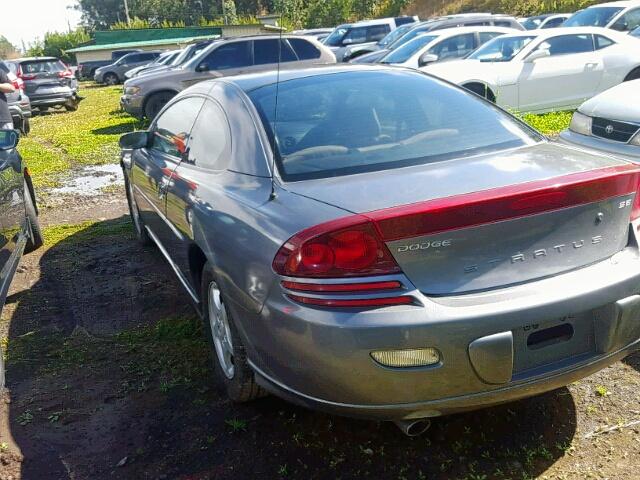 4B3AG42H72E079277 - 2002 DODGE STRATUS SE GRAY photo 3