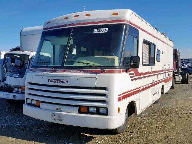 1GBJP37N3M3317296 - 1992 CHEVROLET WINNEBAGO WHITE photo 2