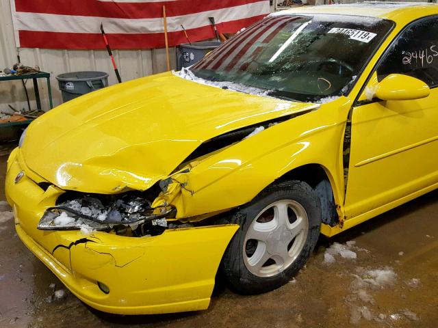 2G1WX15K529372831 - 2002 CHEVROLET MONTE CARL YELLOW photo 9