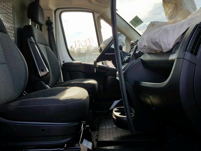 3C6TRVNG5HE511638 - 2017 RAM PROMASTER 白色 照片 5