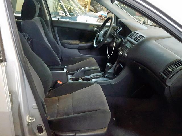 1HGCM56105A813484 - 2005 HONDA ACCORD DX SILVER photo 5