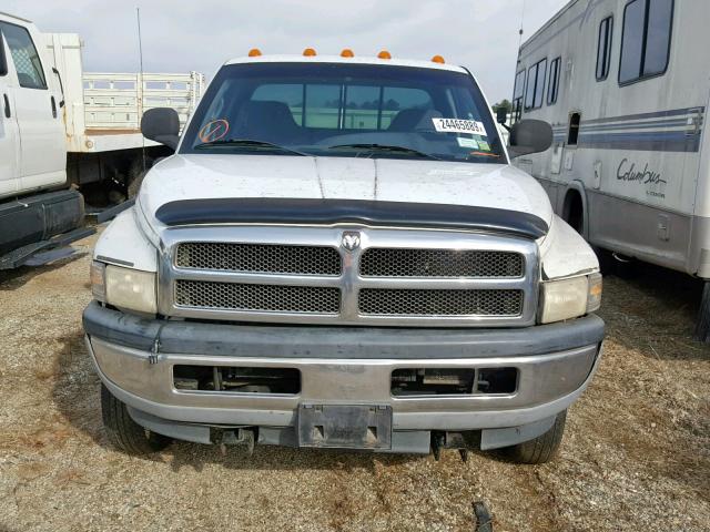 1B7MF3362XJ586495 - 1999 DODGE RAM 3500 WHITE photo 9