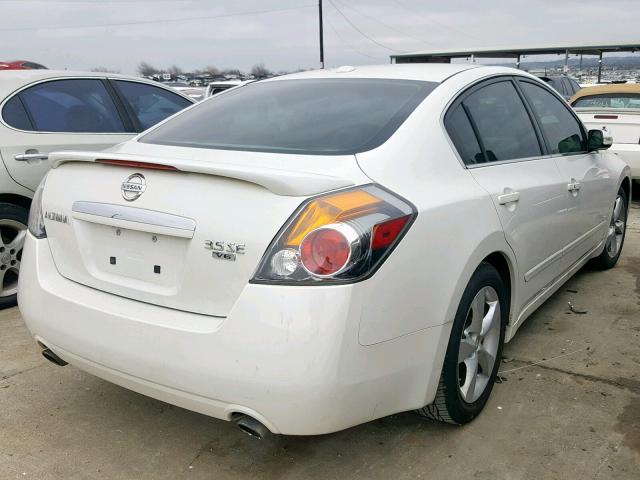 1N4BL21E38N424153 - 2008 NISSAN ALTIMA 3.5 WHITE photo 4