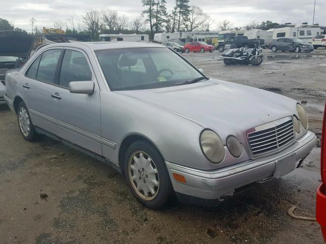 WDBJF65HXXA878140 - 1999 MERCEDES-BENZ E 320 SILVER photo 1