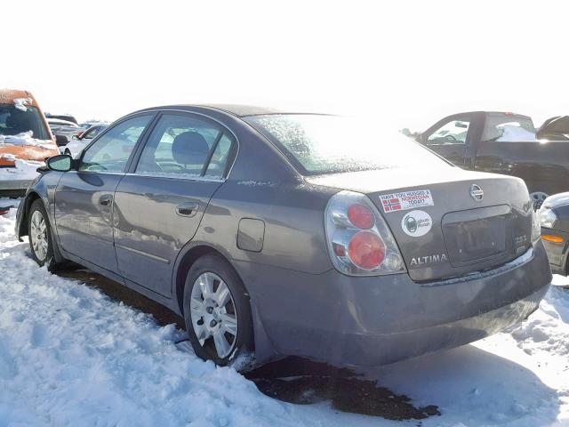 1N4AL11DX6C135793 - 2006 NISSAN ALTIMA S GRAY photo 3