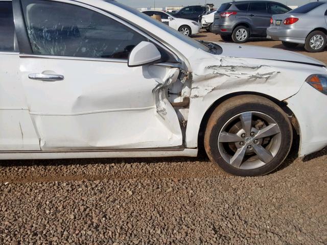 1G1ZC5E00CF251860 - 2012 CHEVROLET MALIBU 1LT WHITE photo 9