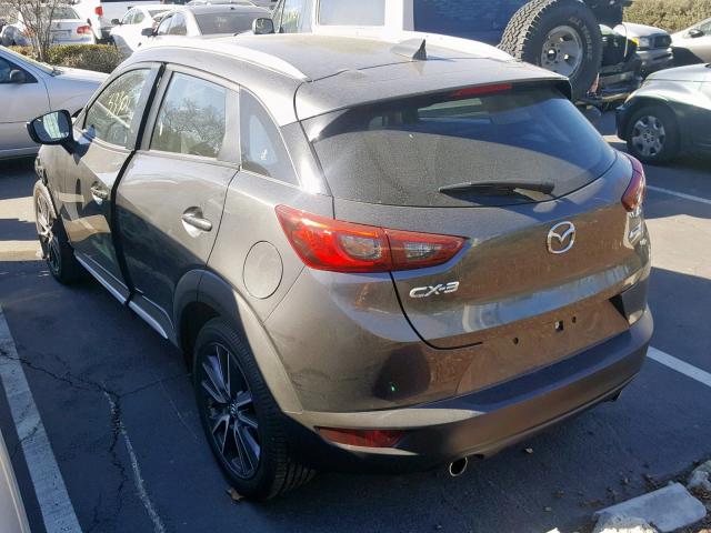 JM1DKDD77J0305474 - 2018 MAZDA CX-3 GRAND GRAY photo 3