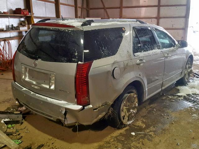 1GYEE637380103244 - 2008 CADILLAC SRX GRAY photo 4