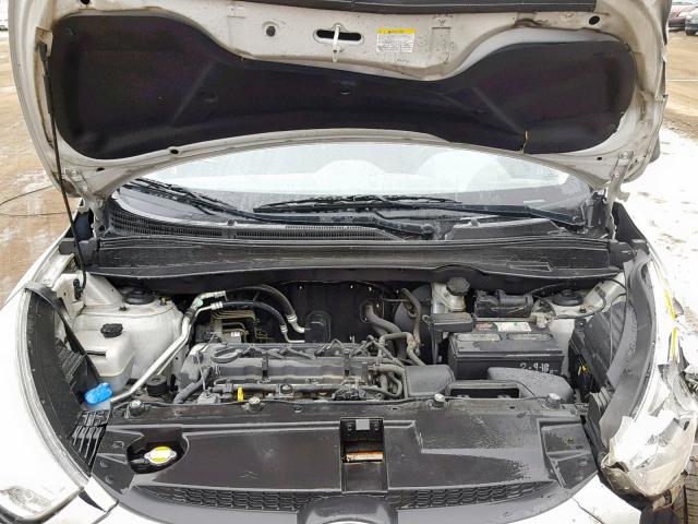 KM8JT3AB1BU119681 - 2011 HYUNDAI TUCSON GL SILVER photo 7