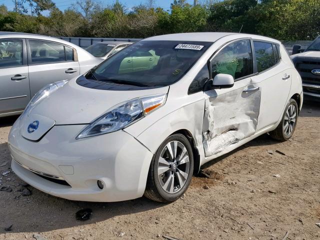 1N4BZ0CP2GC309104 - 2016 NISSAN LEAF SV WHITE photo 2